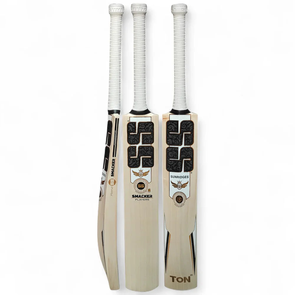Aura Sports Champion Cricket Bat